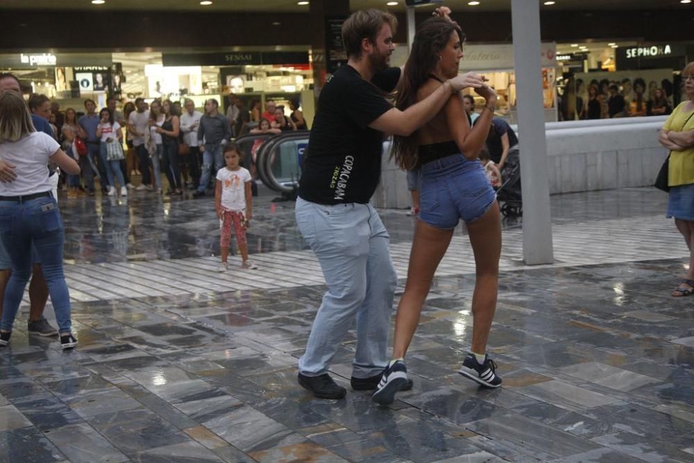 Taller de salsa en la Feria de Murcia