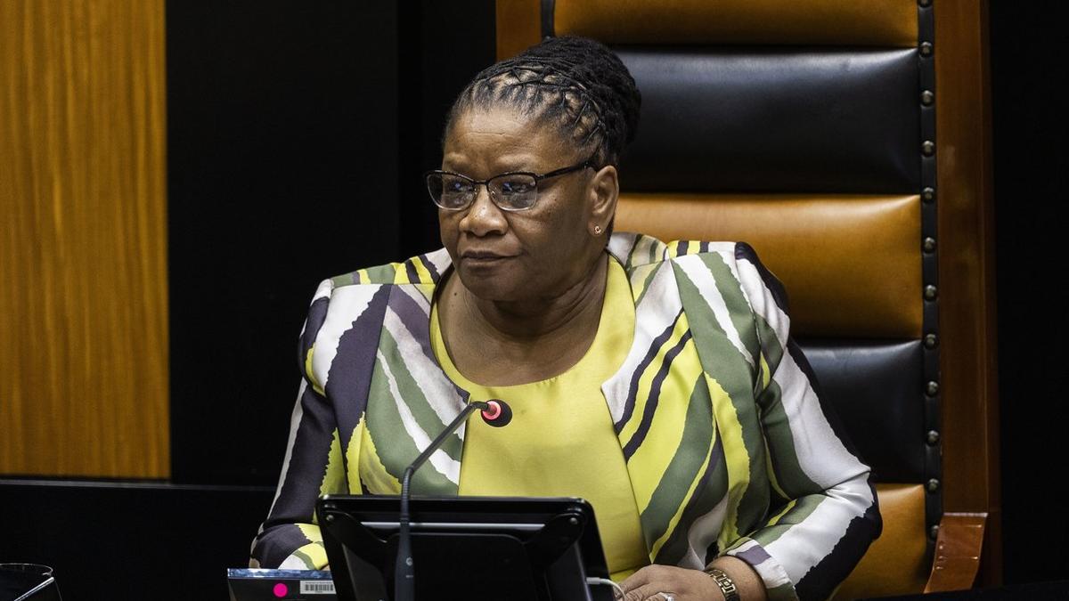 Thandi Modise, presidenta de la Cámara baja de Sudáfrica.