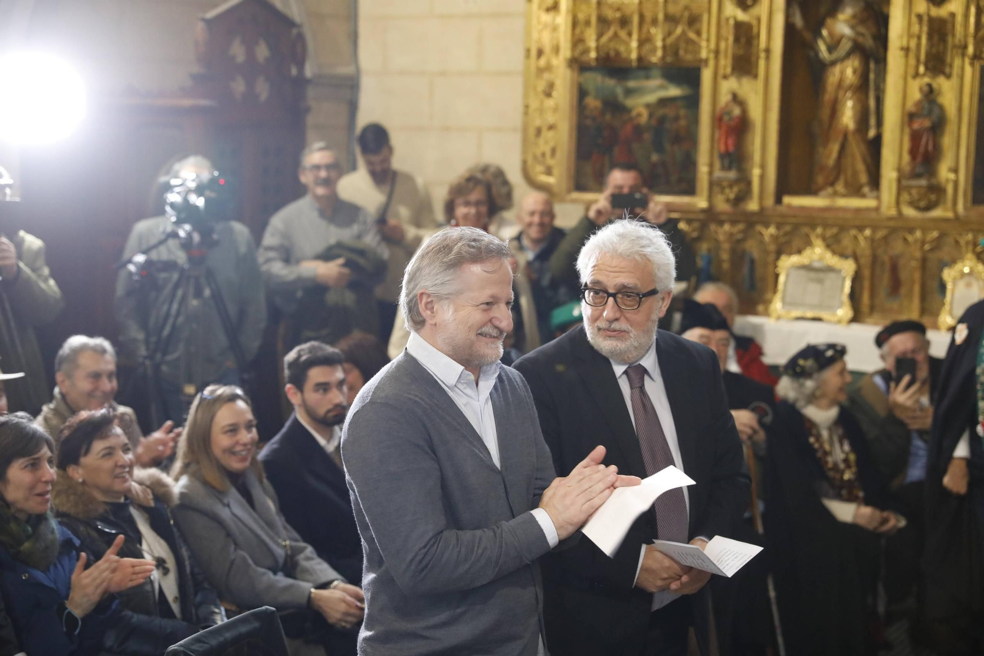 Así besó el nabo Leo Harlem: El capítulo de la Cofradía de Amigos de los Nabos, en imágenes