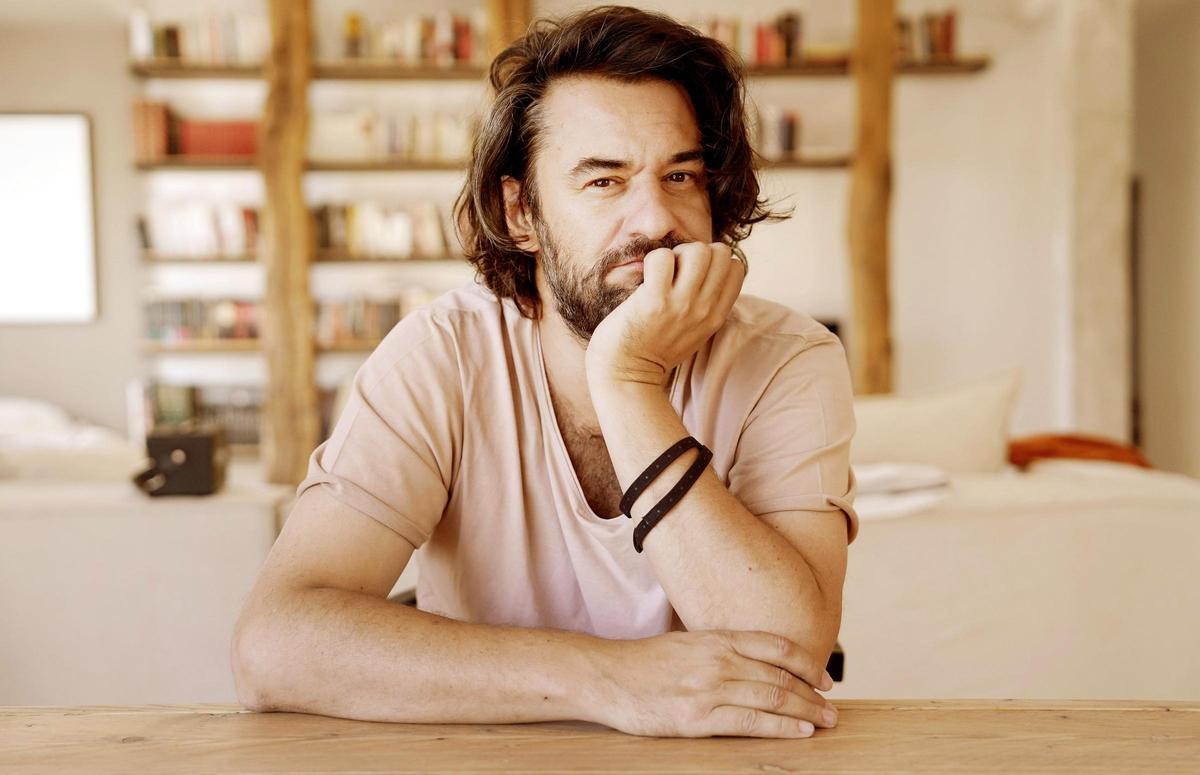 Manuel Jabois, fotografiado en su casa de Madrid.