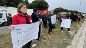 Protesta contra la apertura del módulo de mujeres en el CIE de Barcelona.