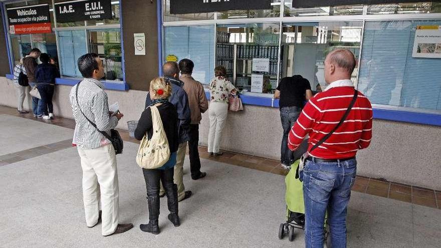 Parte de las oficinas de recaudación del Concello de Vigo. // Marta G. Brea