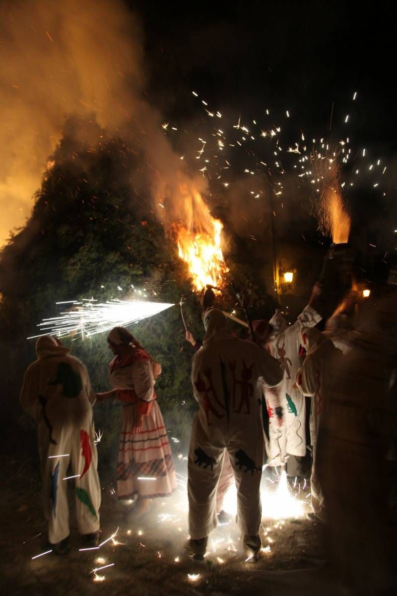 GALERÍA DE FOTOS -- Fiesta en el barrio Tombatossals de Castellón