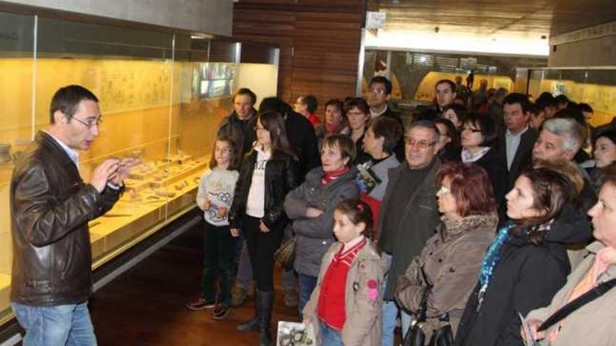 Asistentes a una visita conjunta  del Museo de Zamora-         Etnográfico el pasado año con  motivo  del Día  Internacional de los            Museos.         / Foto L.O.Z.