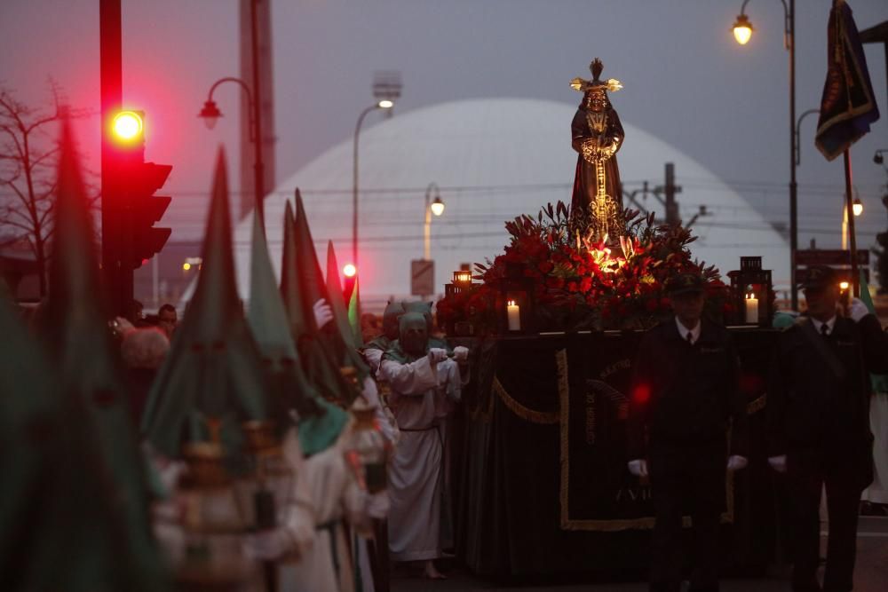 Procesión del Jesús Cautivo en la Semana Santa de Avilés