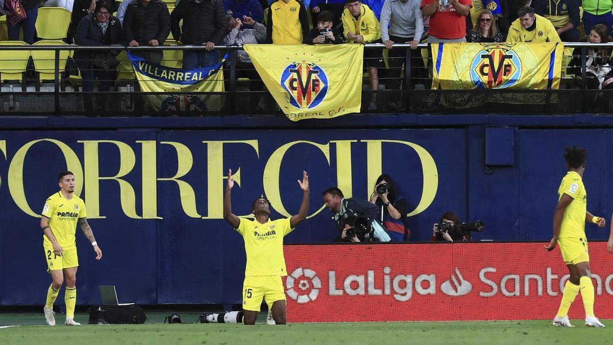 Nico Jackson, celebrando su gol en La Cerámica.