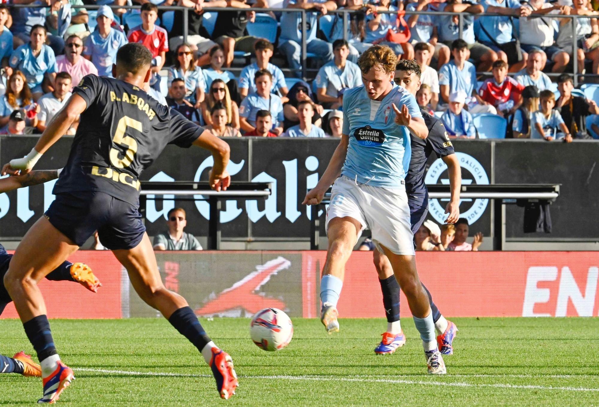 Las mejores fotografías del estreno liguero con victoria del Celta ante el Alavés