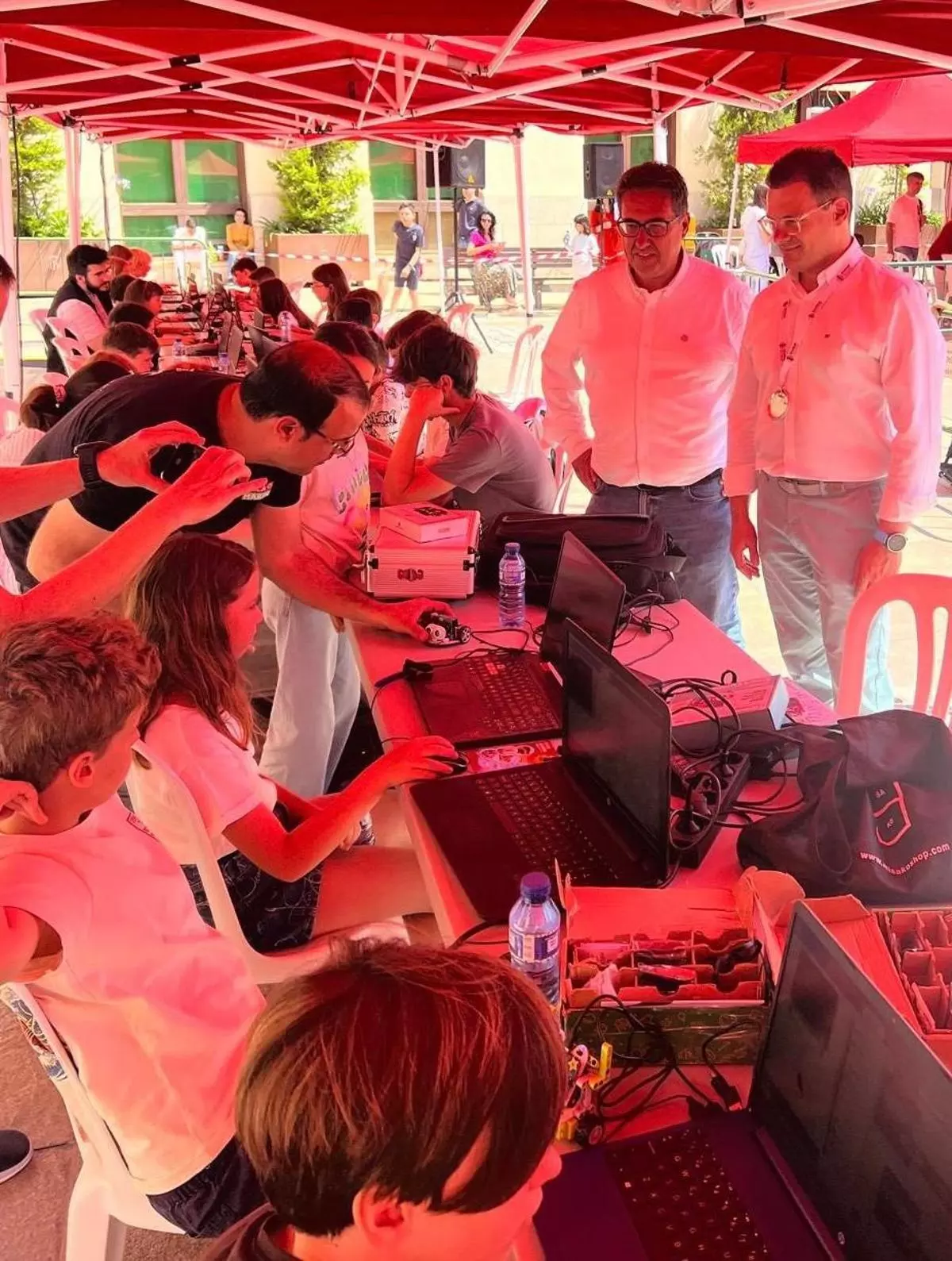 Castelló acoge la primera Fiesta de la Tecnología con talleres de robótica para niños