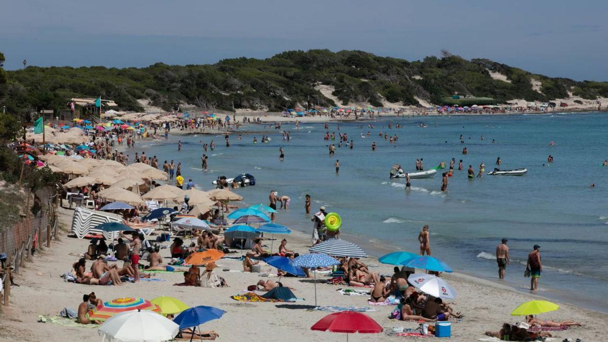 Una imagen de archivo de una playa de Ibiza