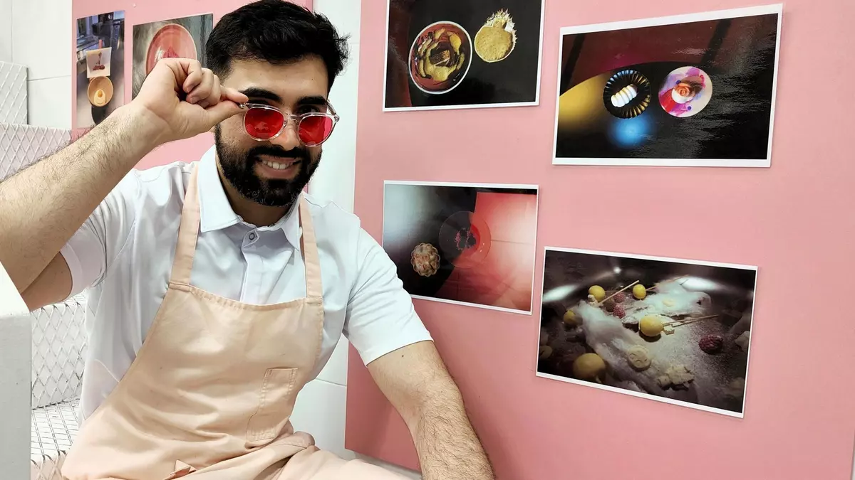Alejandro Serrano, el cocinero que quiere ver la vida con gafas de color rosa