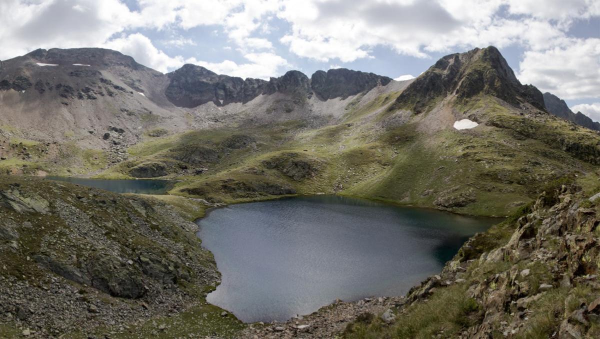 Un dels estanys del parc de l'Alt Pirineu