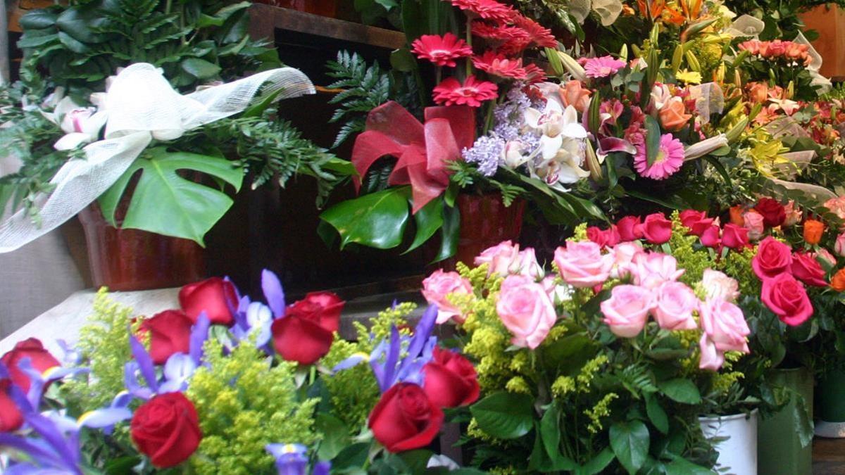 Flores a la venta en una floristería de Barcelona.