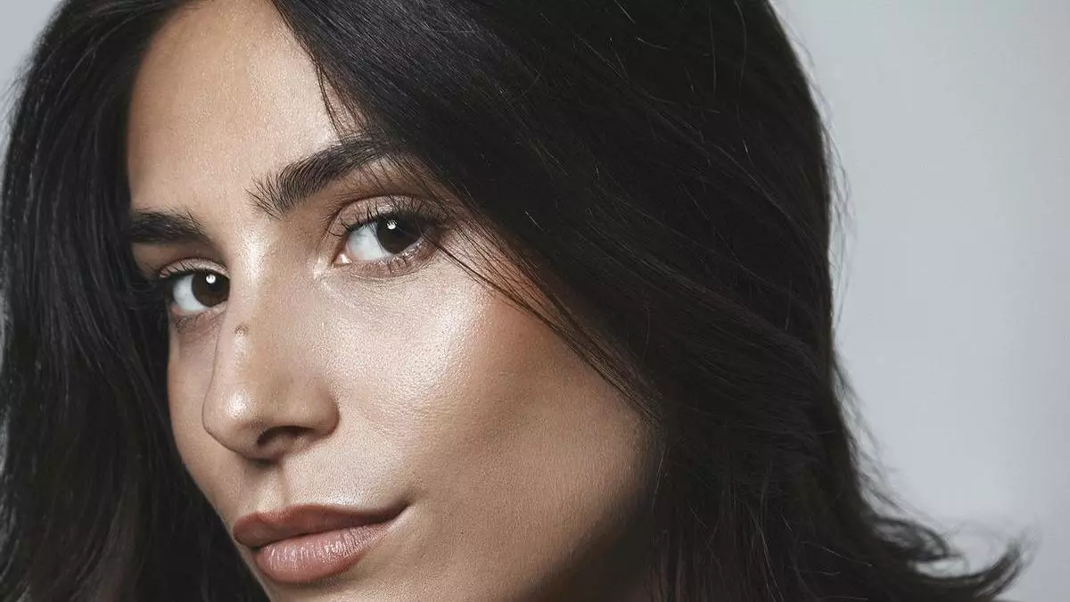 Alba Gabardino «Mi punto fuerte como modelo es posar delante de una cámara porque lo llevo haciendo desde que nací»