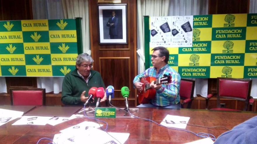 Zamora rinde homenaje al flamencólogo José Blas Vega