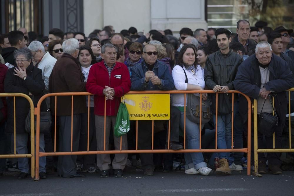 Búscate en la mascletà del 8 de marzo