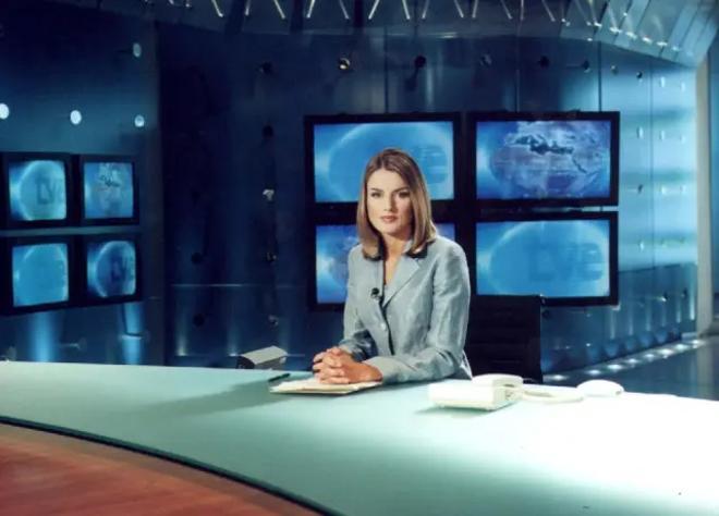 La reina Letizia, cuando era periodista en TVE