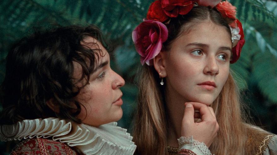 O cineasta vigués Lois Patiño preestrea esta tarde en Vigo o seu filme «Ariel», rodado en Galicia e As Azores