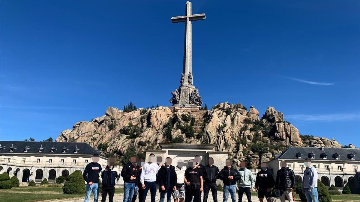 Integrantes de Bastión Frontal en el Valle de Los Caídos, en una imagen publicada en sus redes sociales