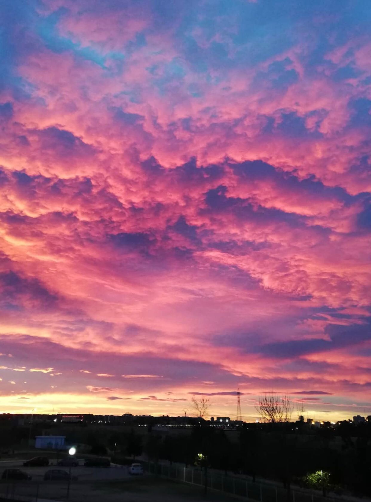 Candilazo espectacular en el cielo de València