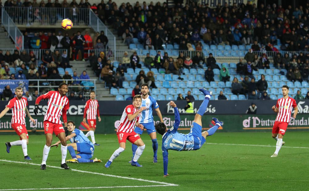 El conjunto blanquiazul regaló dos puntos en el último suspiro tras el tanto de Luis Rioja, que igualó el gol inicial de Adrián