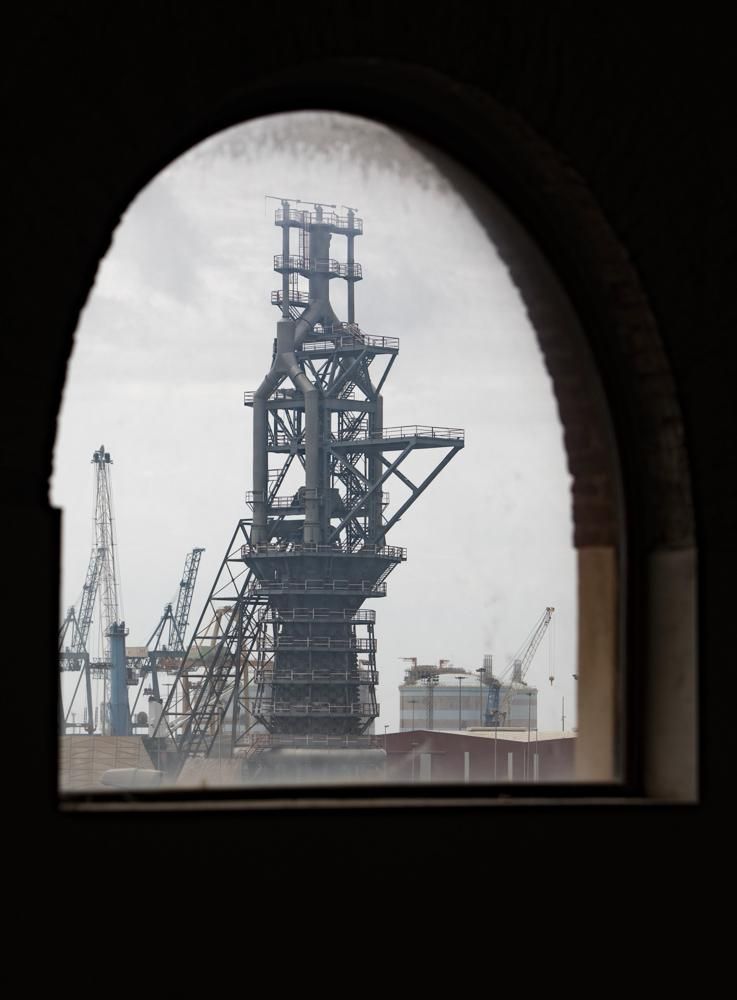 Comienza el traslado del archivo de AHM desde la nave que albergará el futuro Museo Industrial.