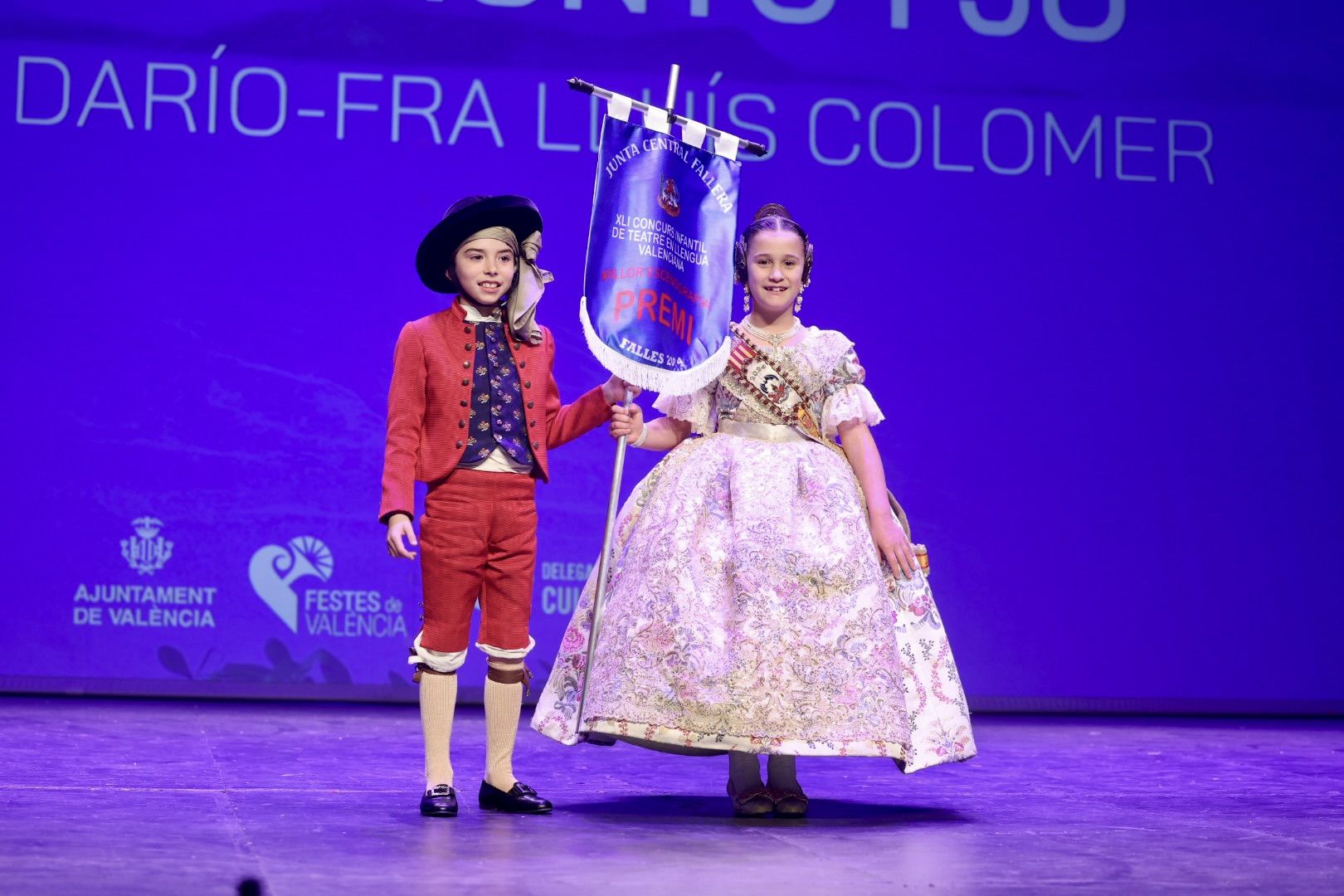 Así ha sido la entrega de "saragüells" en la Gala del Teatro Infantil de las Fallas 2024