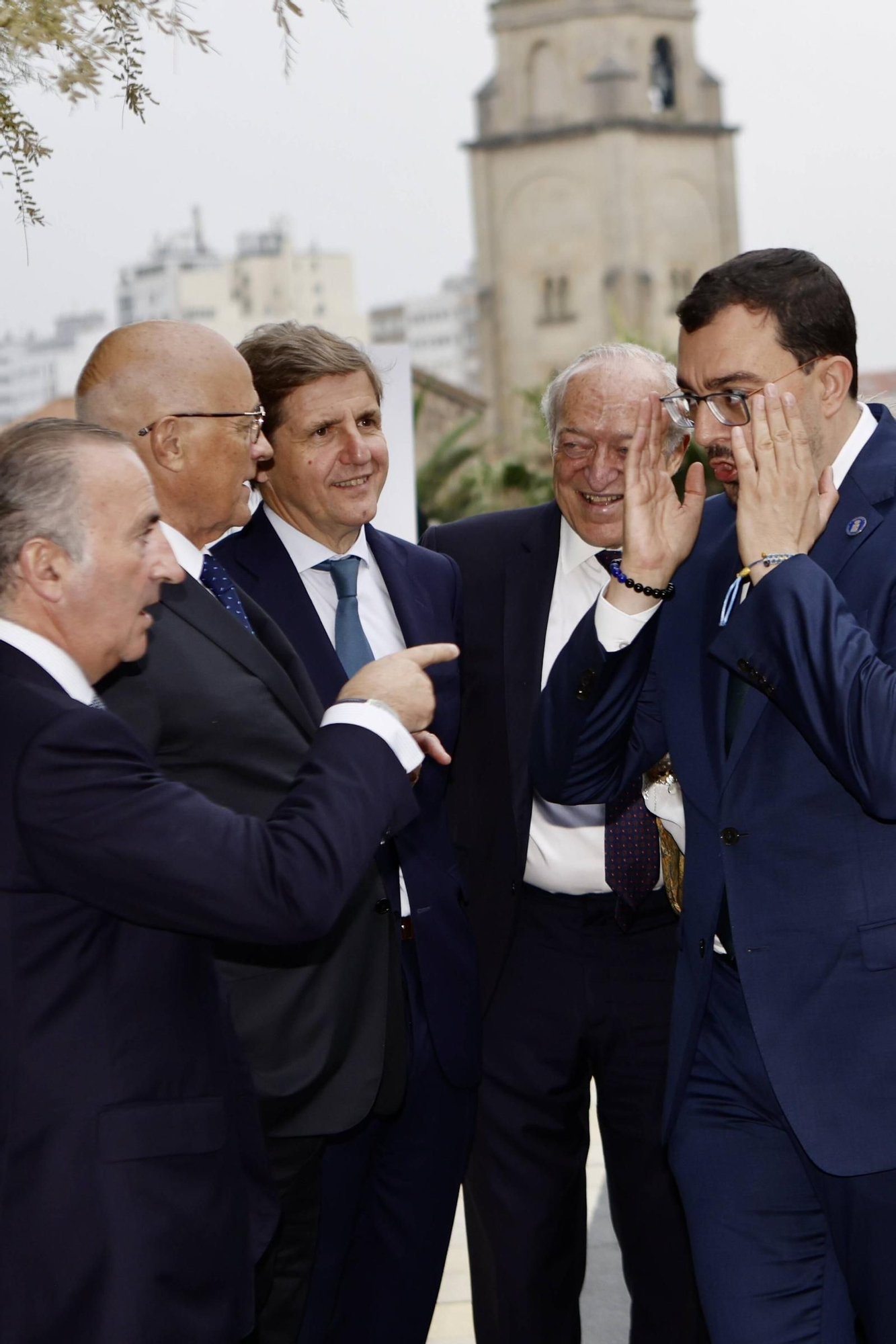 EN IMÁGENES | Entrega del XIV Premio Álvarez Margaride a Luis Rodríguez-Ovejero