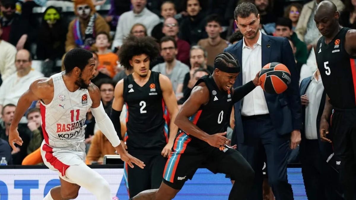 TJ Shorts, ante Baskonia