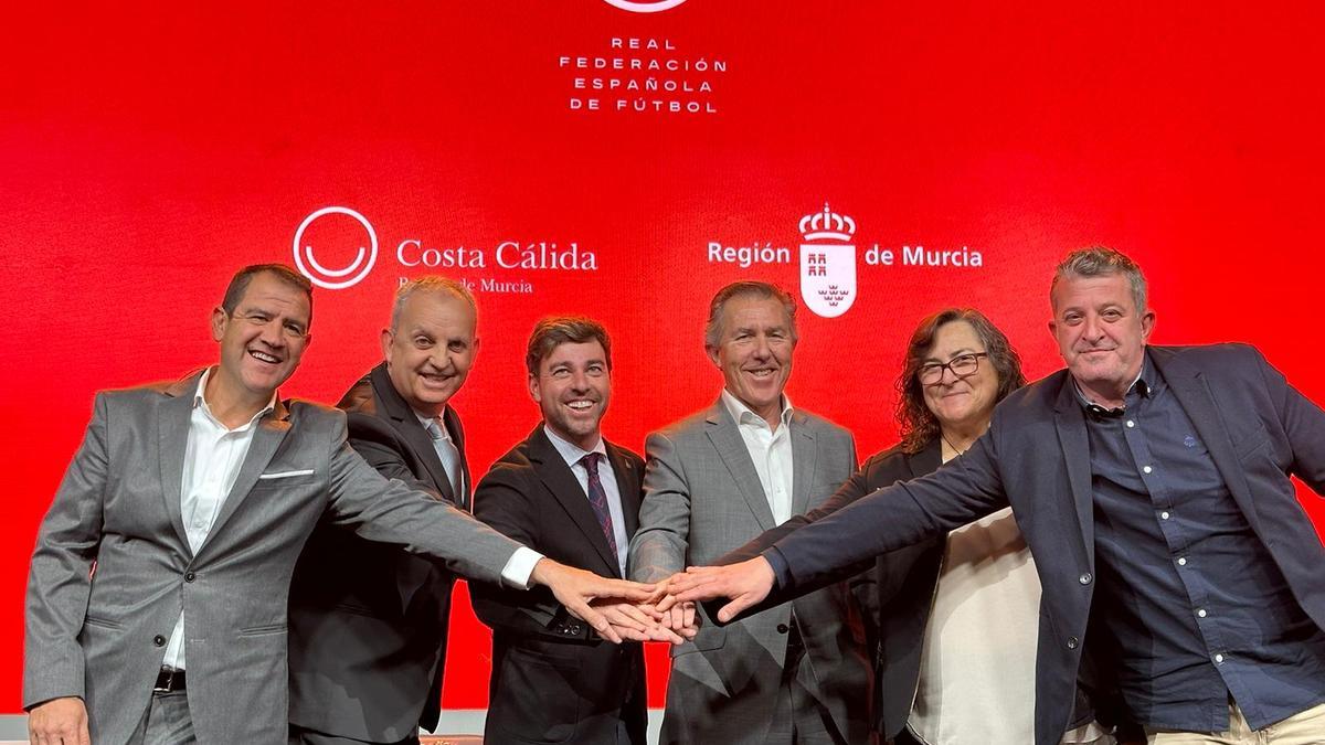 Imagen del acto de presentación en la sede de la Real Federación Española de Fútbol