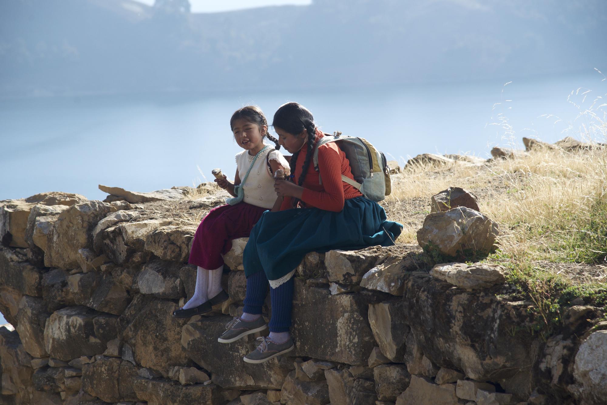 Documental boliviano &#039;Cuidando al sol&#039;, que ha abierto las próximas citas con público del programa Un día de cine.