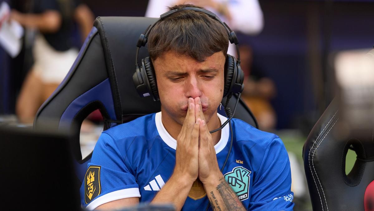 El 'tiktoker' Adri Contreras, presidente de El Barrio, durante un partido de la final de la Kings League.