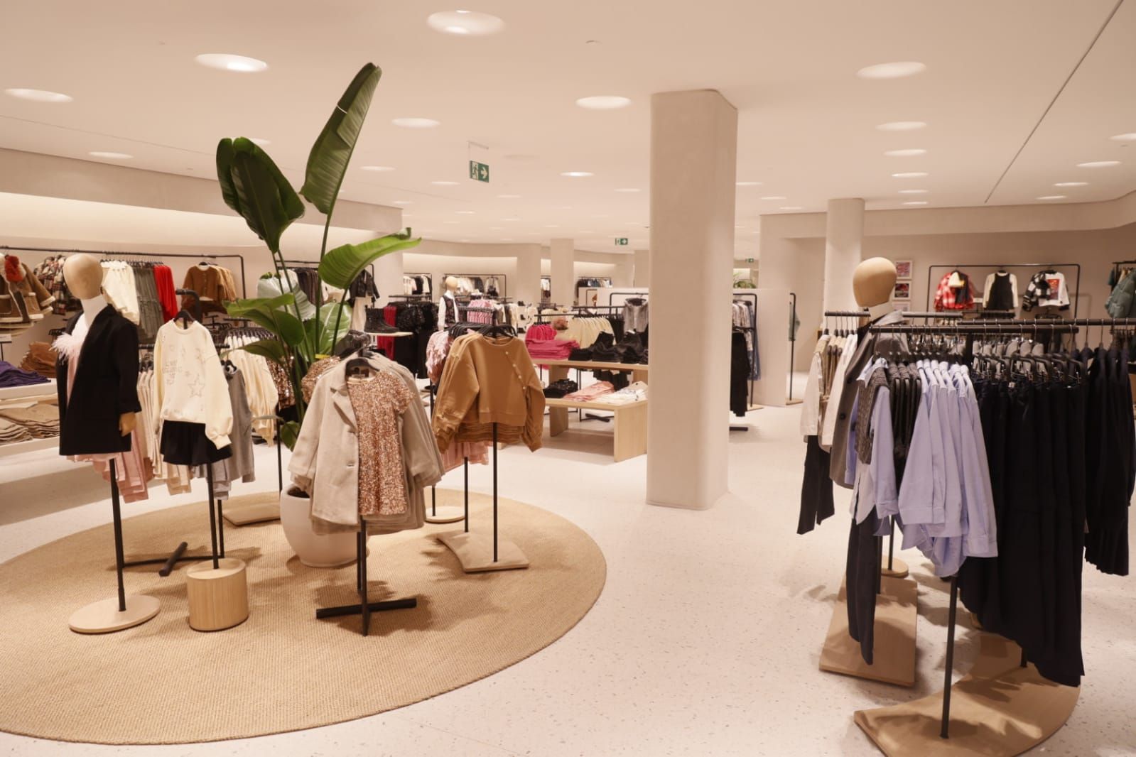 Así es la nueva tienda de Zara en València