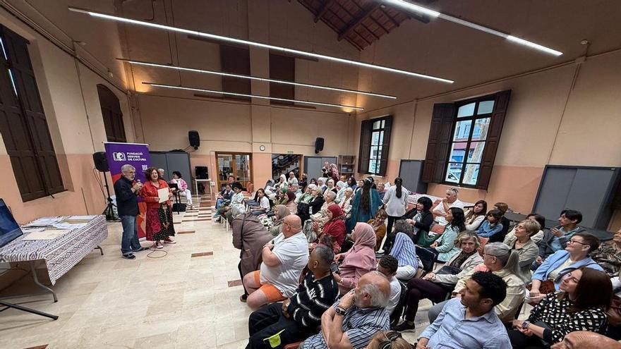 Más de 100 alumnos culminan sus estudios de idiomas y competencias digitales en la Fundació Serveis de Cultura per al Poble