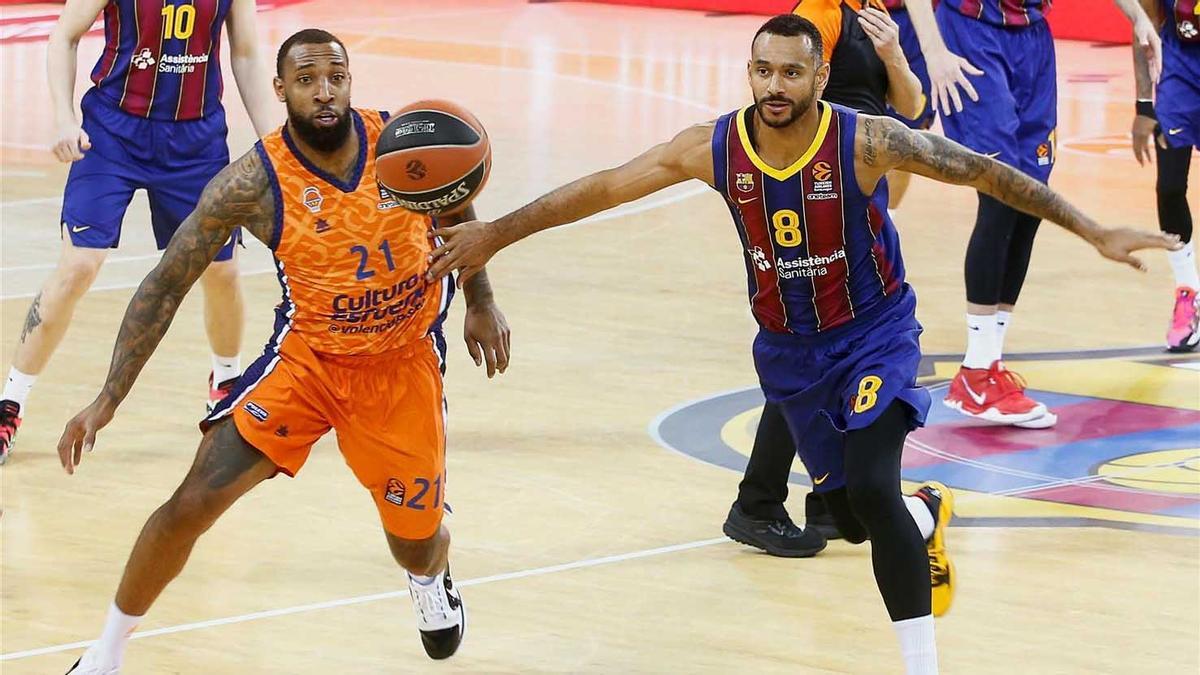 Hanga y Williams, en un duelo de Euroliga en el Palau