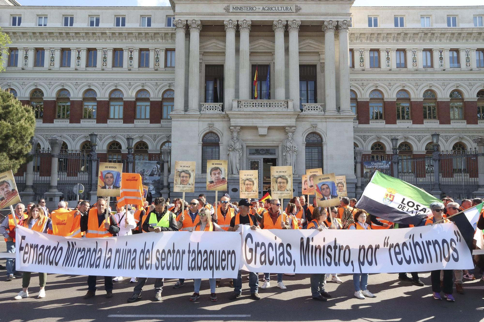 Galería | El sector tabaquero extremeño se moviliza en Madrid