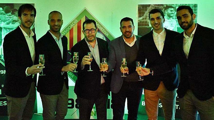 Miquel Jaume se felicita por la temporada en el brindis con patrocinadores y periodistas