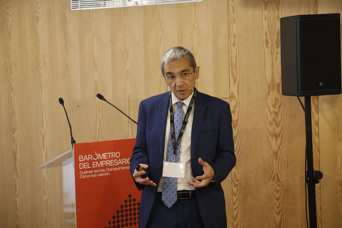Joaquin Maudos, director del IVIE, durante su intervención.
