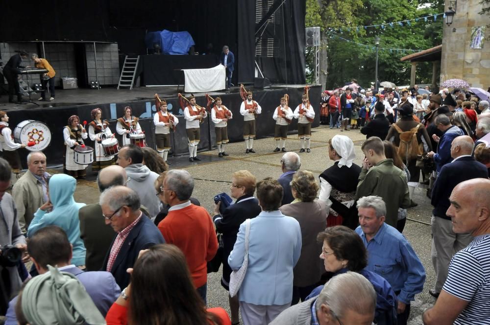 Día grande de las fiestas de El Carbayu en Langreo