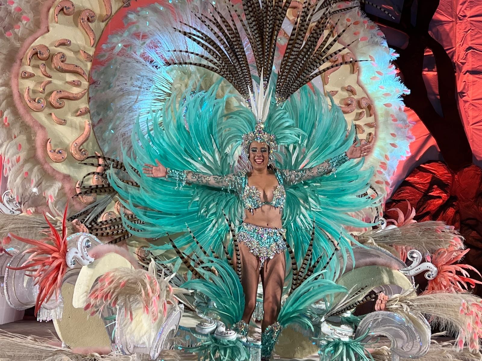 Carnaval de Vinaròs 2023: Los espectaculares trajes de las 30 reinas y el rey