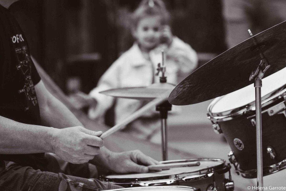 Carla Vallet lleva el JazzDay al quiosco La Silva con un concierto cercano en el parque de Canalejas