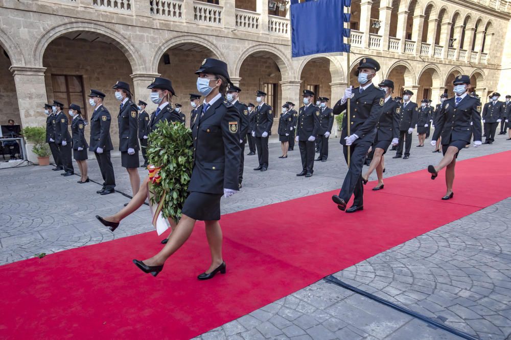 Jura del cargo de los nuevos policías nacionales de Mallorca