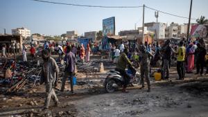 Dakar wakes up to previous day protests damages