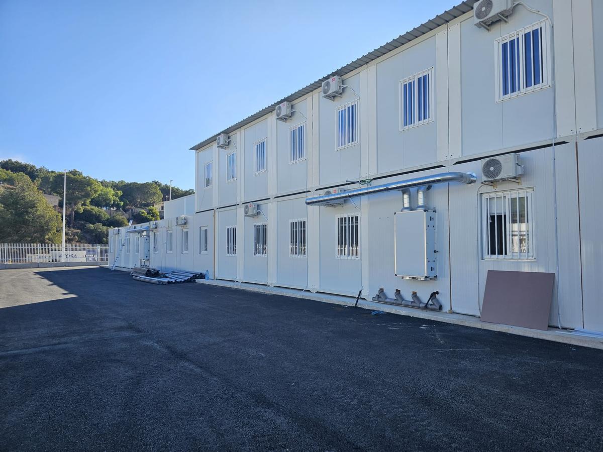 El centro provisional de aulas prefabricadas