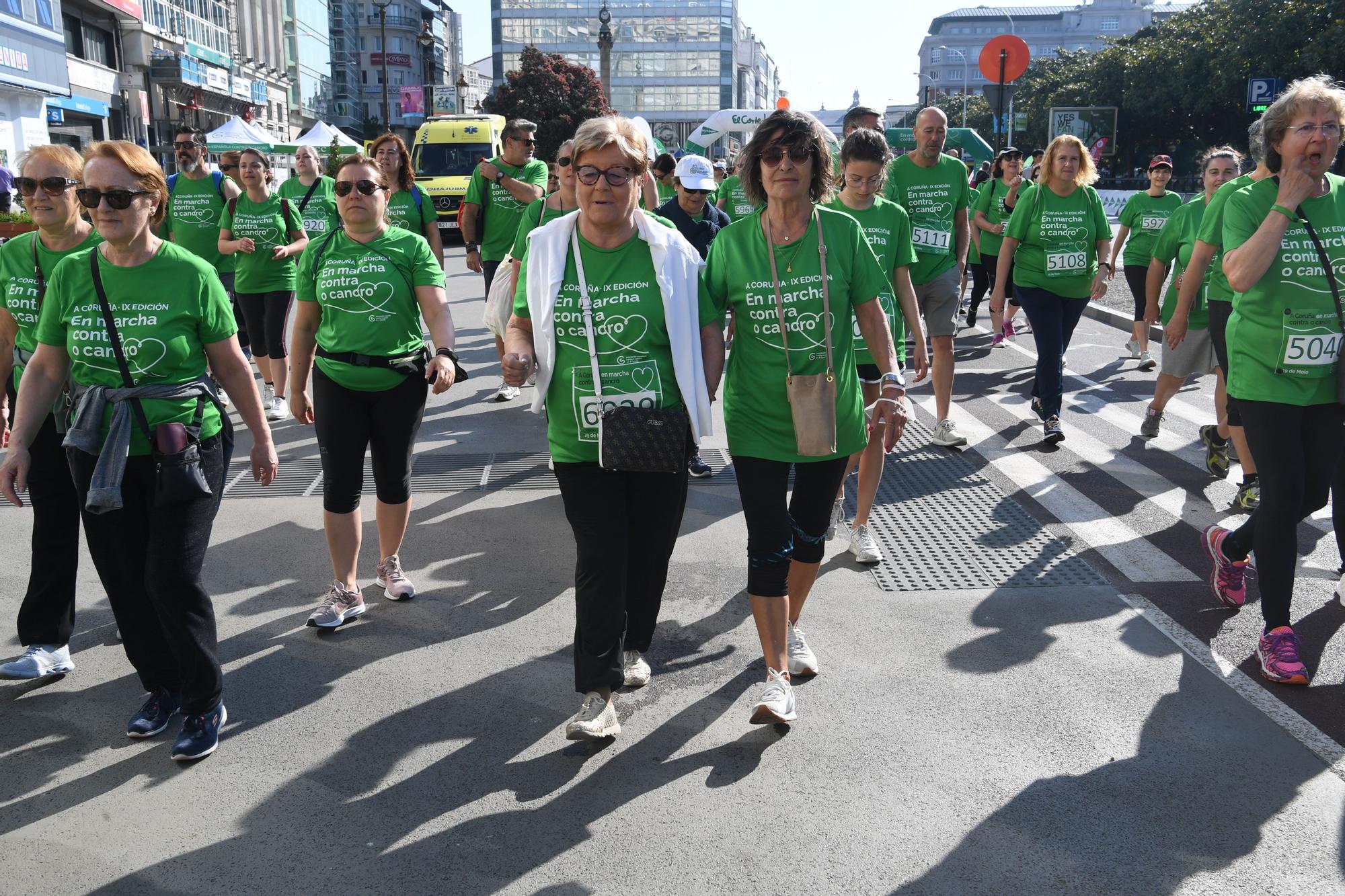 La Carrera contra el Cáncer tiñe de verde la ciudad