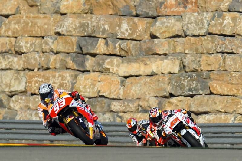 Primeros entrenamientos libres en Motorland