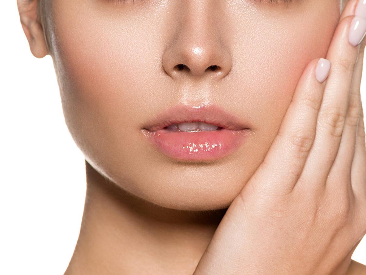 Mercadona y su aceite de onagra arrasan en redes para tener una piel de terciopelo.