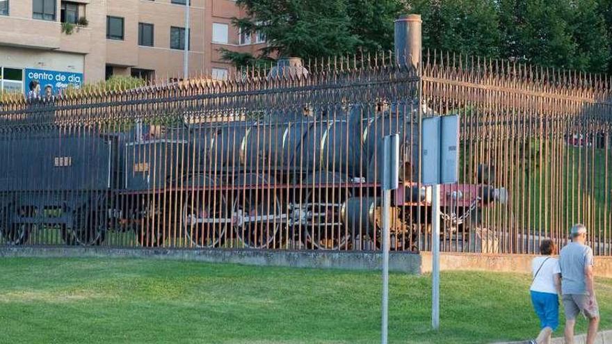 Ferrocarriles presta al Ayuntamiento la locomotora de vapor durante 10 años