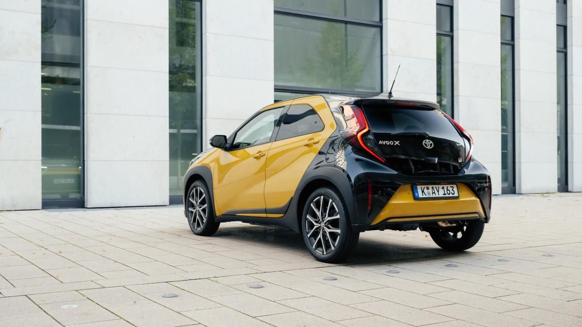 Toyota Aygo X Cross Hybrid