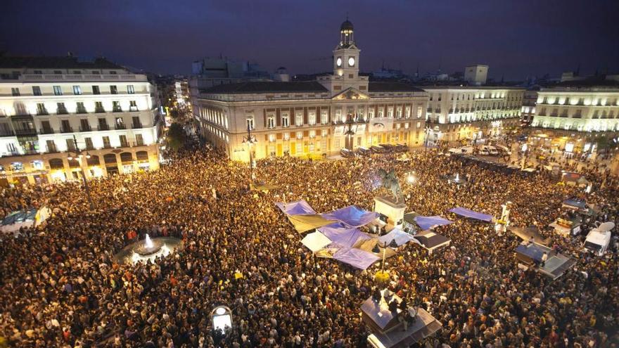 La Plaça del Sol de Madrid plena durant la mobilització