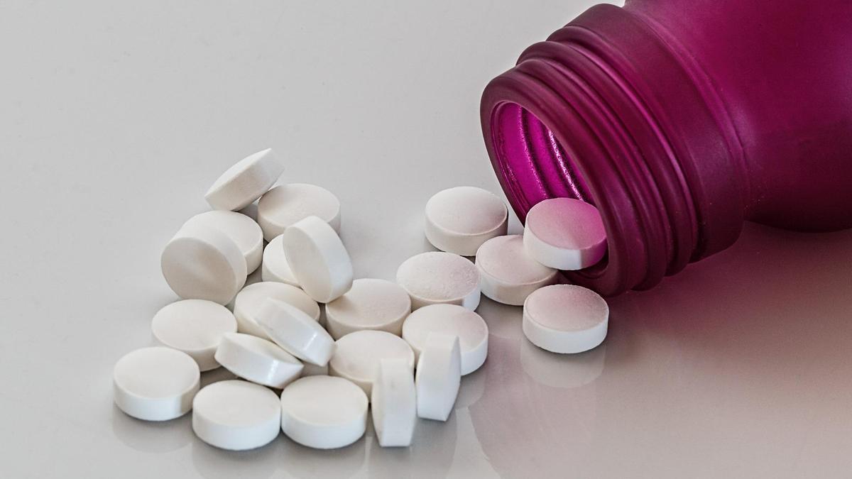 MEDICAMENTOS: Estos son los efectos secundarios de la aspirina más famosa  de España, Adiro